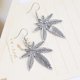 thumbnail image 3 of Aretes de Forma hoja perfecl de Metal Color Plata para Mujer, 3 of 8