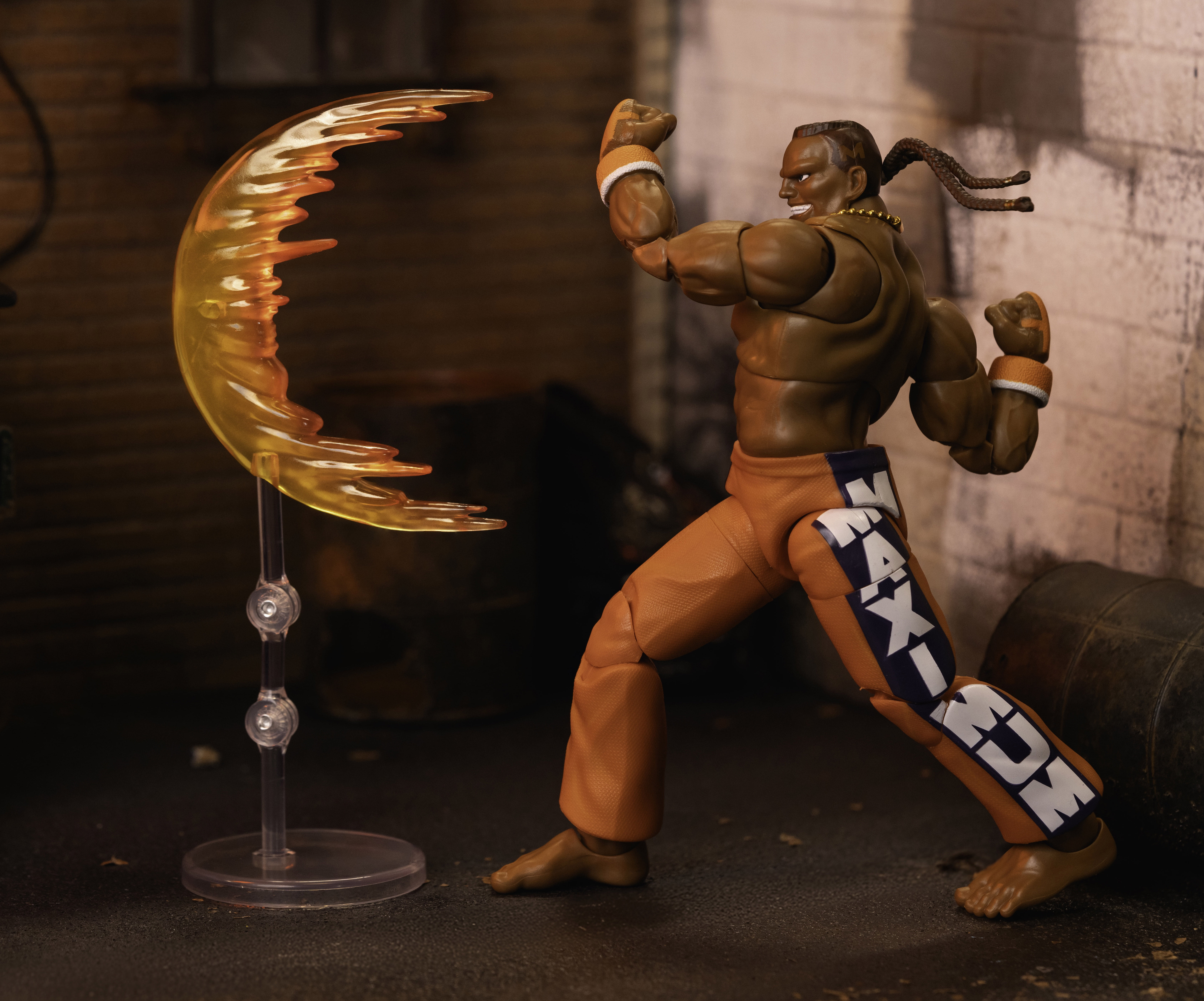 Jada Toys Street Fighter II Dee Jay Action Figure - 6" Tall, Interchangeable Heads, Hands & Accessories