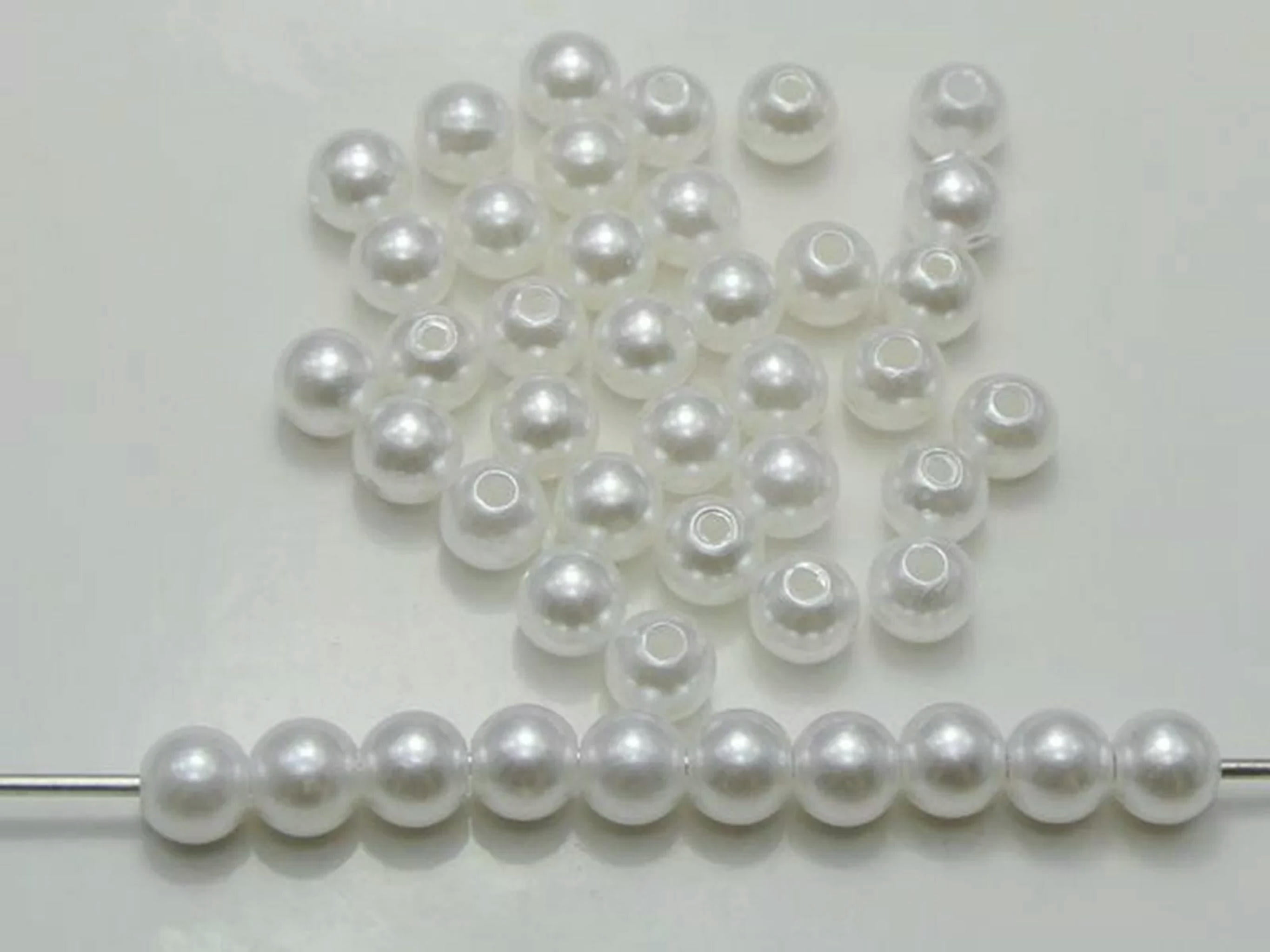 EOEMY 1000 Pcs 8mm Plastic Faux Pearl Round Beads Pure White Imitation Pear