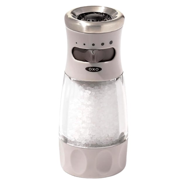 Molinillo de sal OXO Good Grips contorneado sin problemas