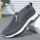 thumbnail image 4 of Zapatos de tela para hombres, primavera y verano, zapatos para hombres mayores, zapatos deportivos casuales de suela blanda para hombres, zapatos para caminar para personas de mediana edad y mayores, 4 of 6