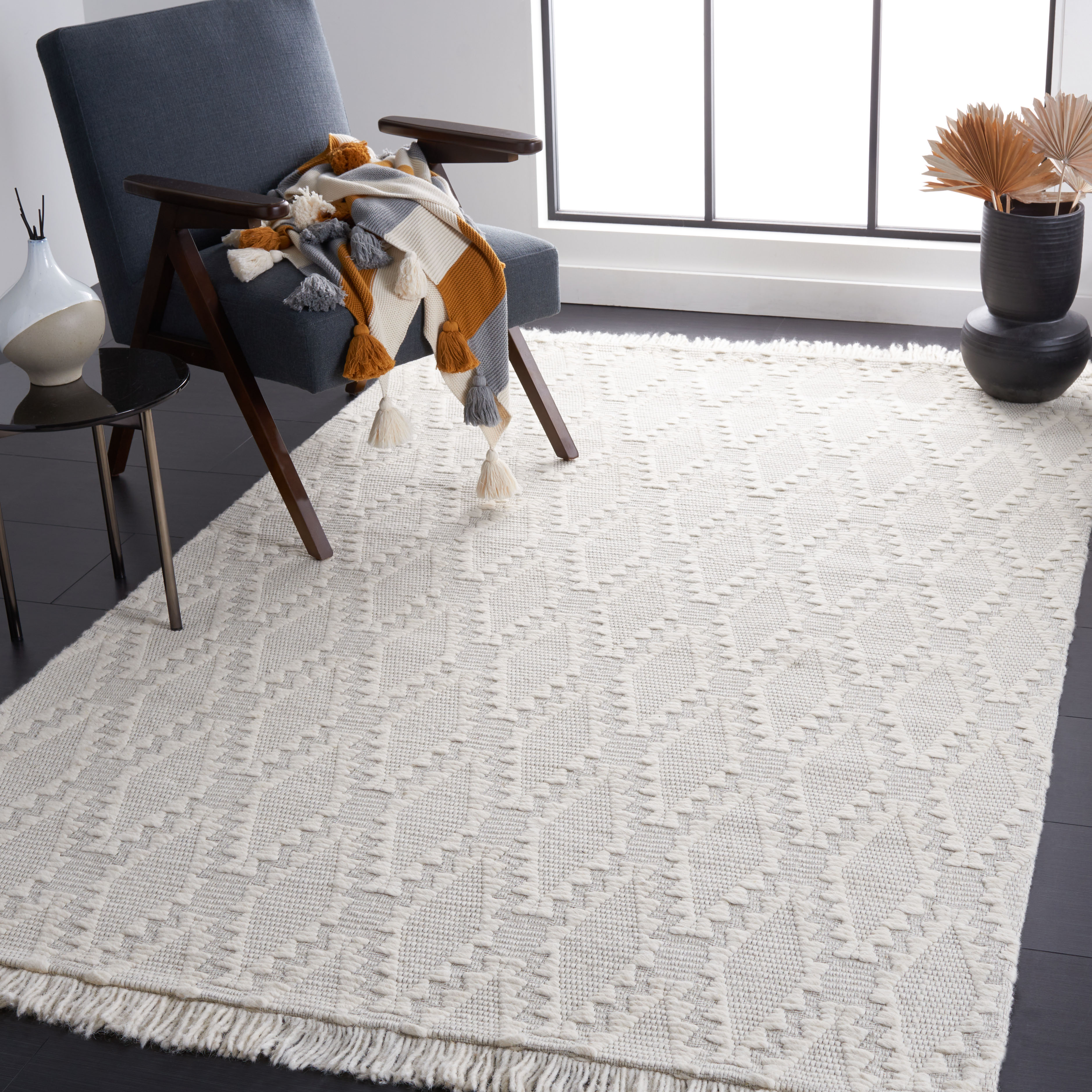 SAFAVIEH Marbella Barclay Diamond Area Rug, Ivory, 3' x 5'