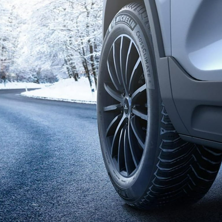 Michelin CrossClimate2 All-Season 205/60R16 Tire 92H