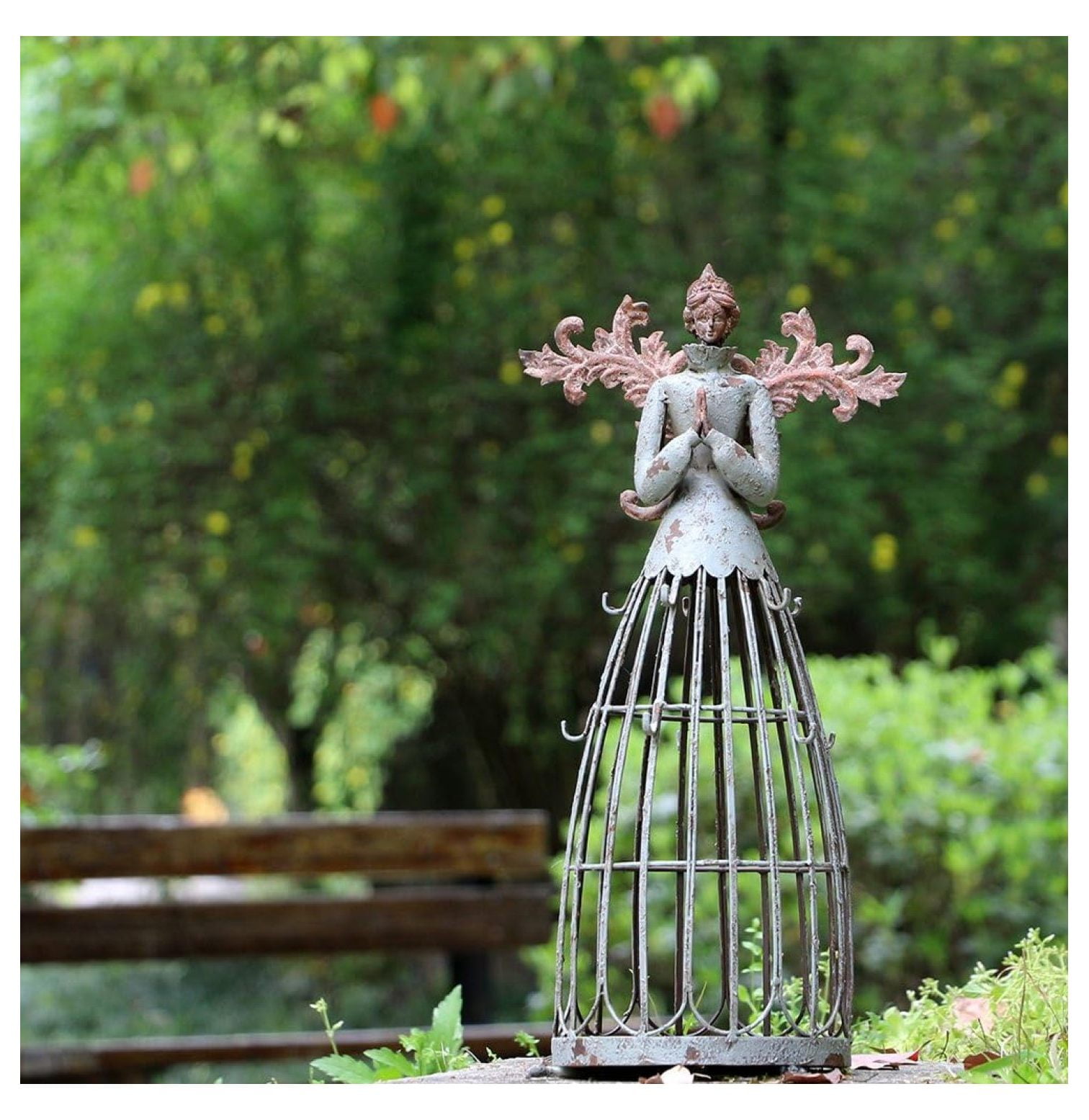 Angel Garden Statue Outdoor Antique Metal Yard Art Decor Lawn Patio Decorations Garden Trellis for Climbing Plants Potted Vines Roses (18" H)