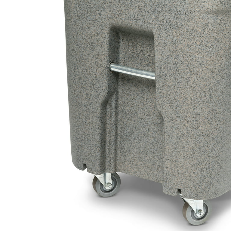 Toter 96 Gal. Brownstone Trash Can with Wheels and Lid (2 caster