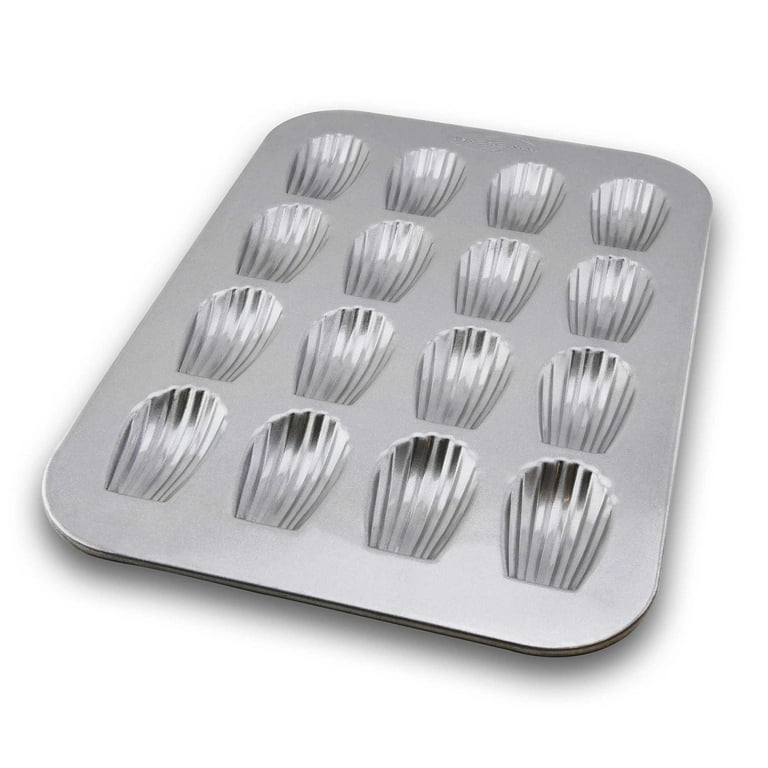USA Pan Nonstick Madeleine Pan 16 Well