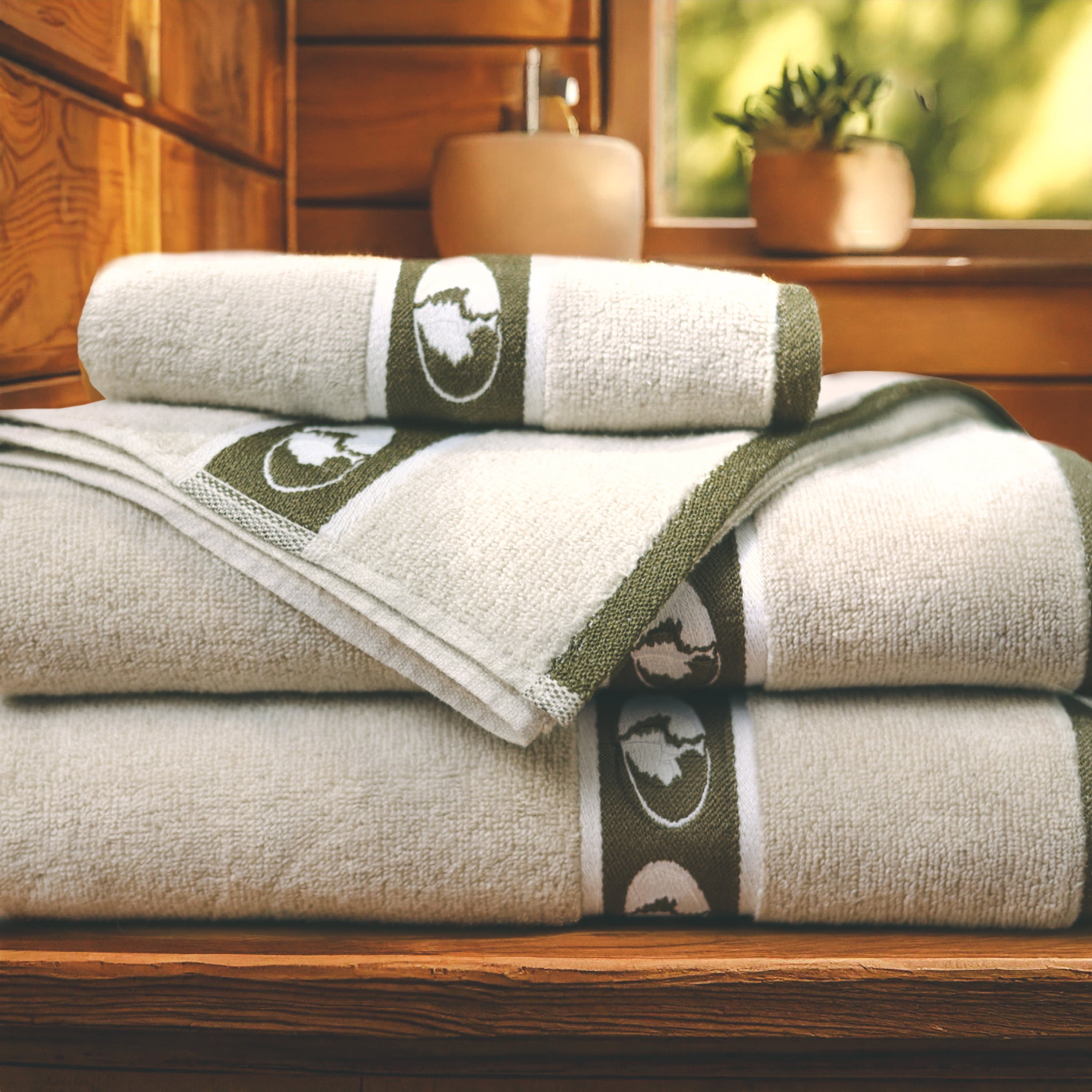Mossy Oak 4-Piece Bath Set Jacquard Border, 2 Bath Towels (30x54") & 2 Hand Towels (16x26")