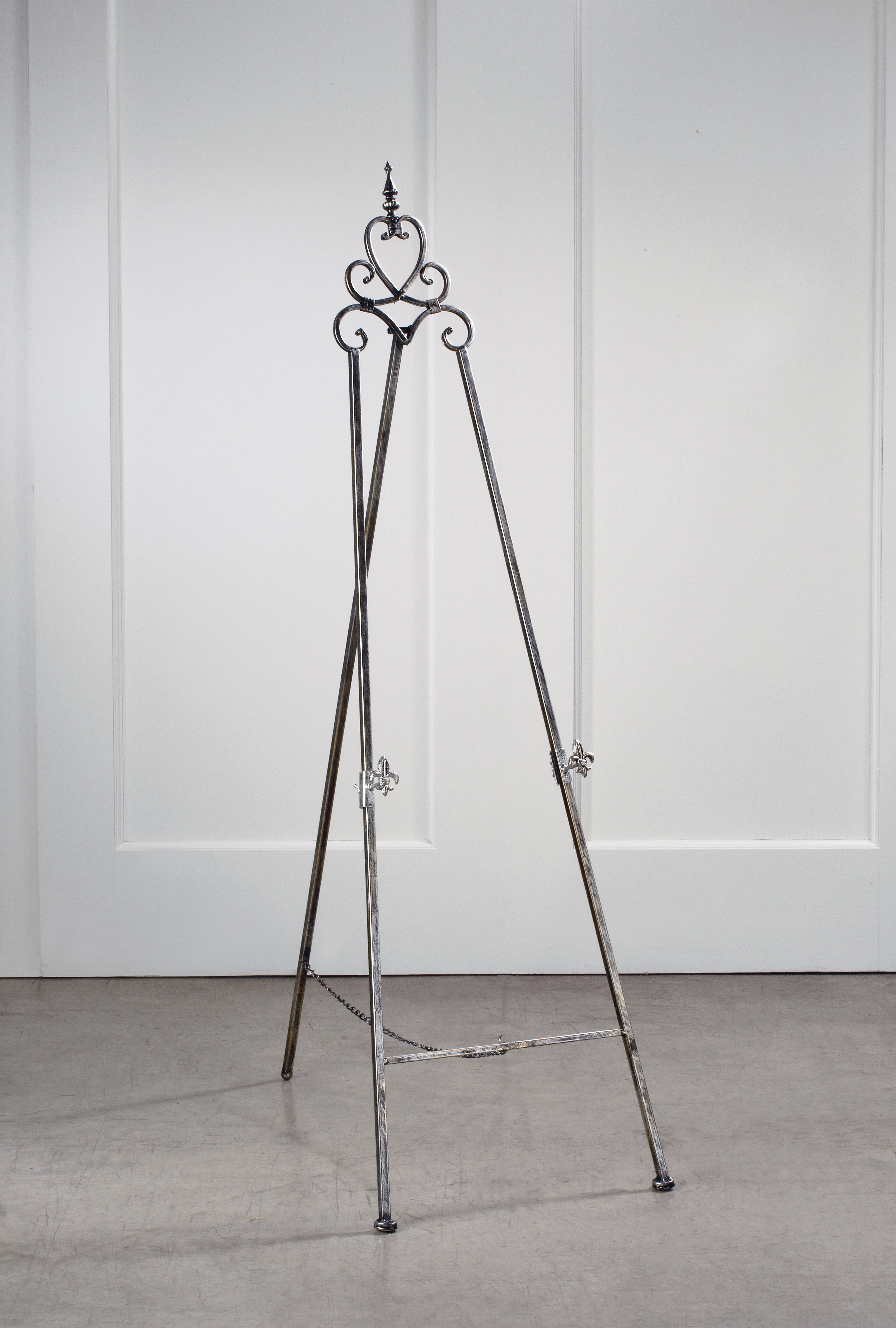 Tripar  56.5 in. Regal Grey Metal Floor Easel