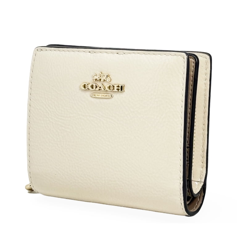 Coach Women's Small Snap Wallet in Patent Leather (Pearl