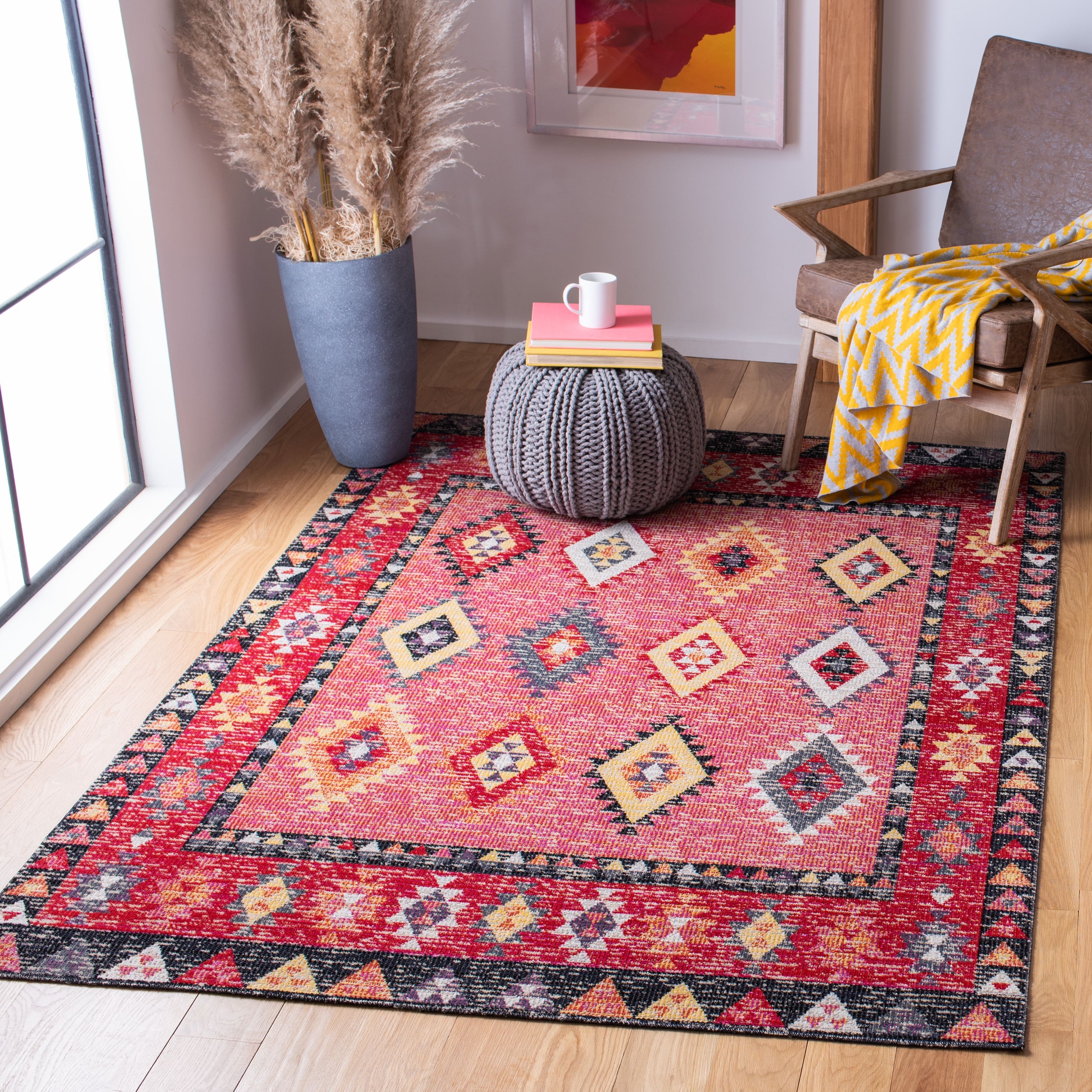 SAFAVIEH Montage Andreas Geometric Indoor/Outdoor Area Rug, Pink/Black, 6'7" x 6'7" Square