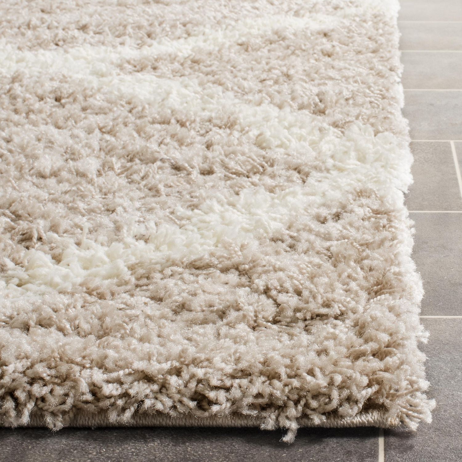 Safavieh Dallas Logan Tapis Géométrique Shag