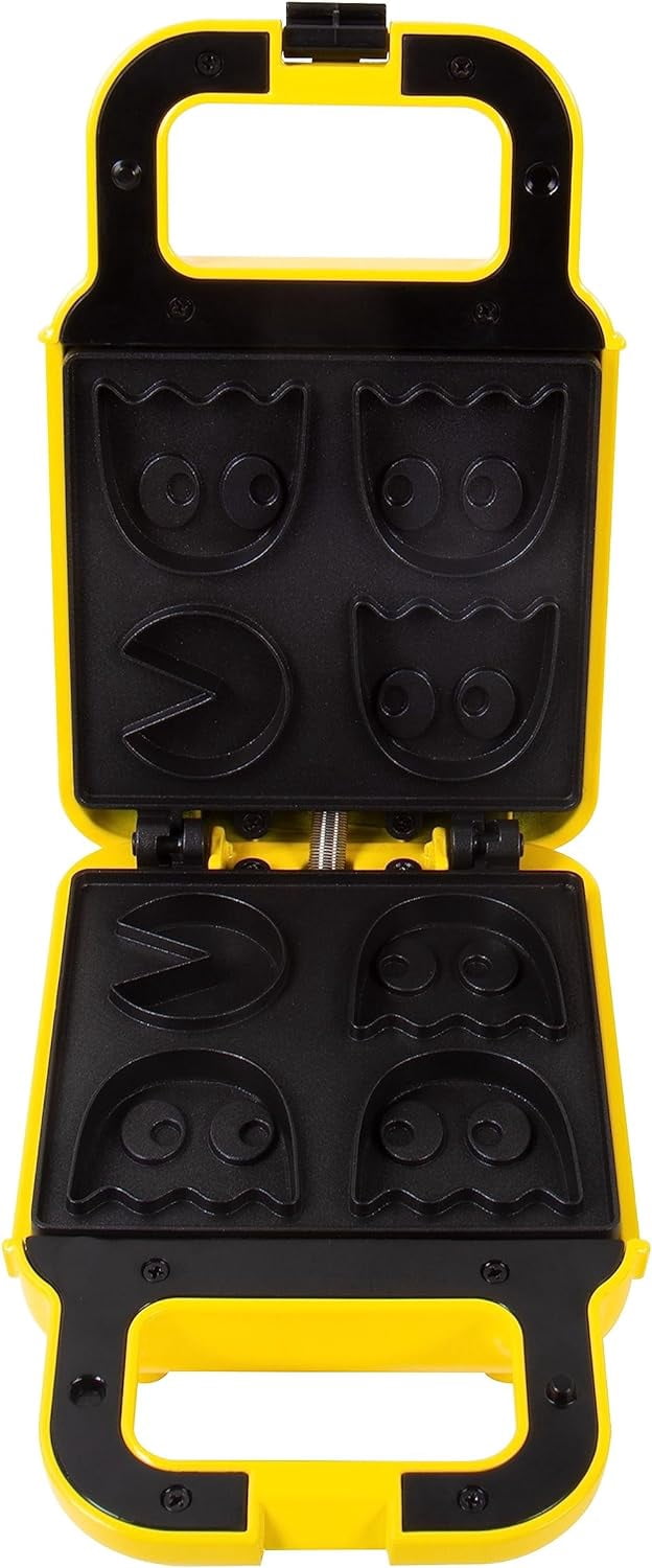 Fizz Creations PAC-MAN Waffle Maker Mains Powered  Pac Man & Ghosts Shapes