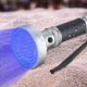 thumbnail image 3 of Linterna de luz negra ultravioleta, la mejor luz ultravioleta y luz negra para la inspección del hogar y el hotel, orina y manchas de mascotas: los LED de ultra intensidad detectan dinero falsificado, Ormromra 220419-2, 3 of 8