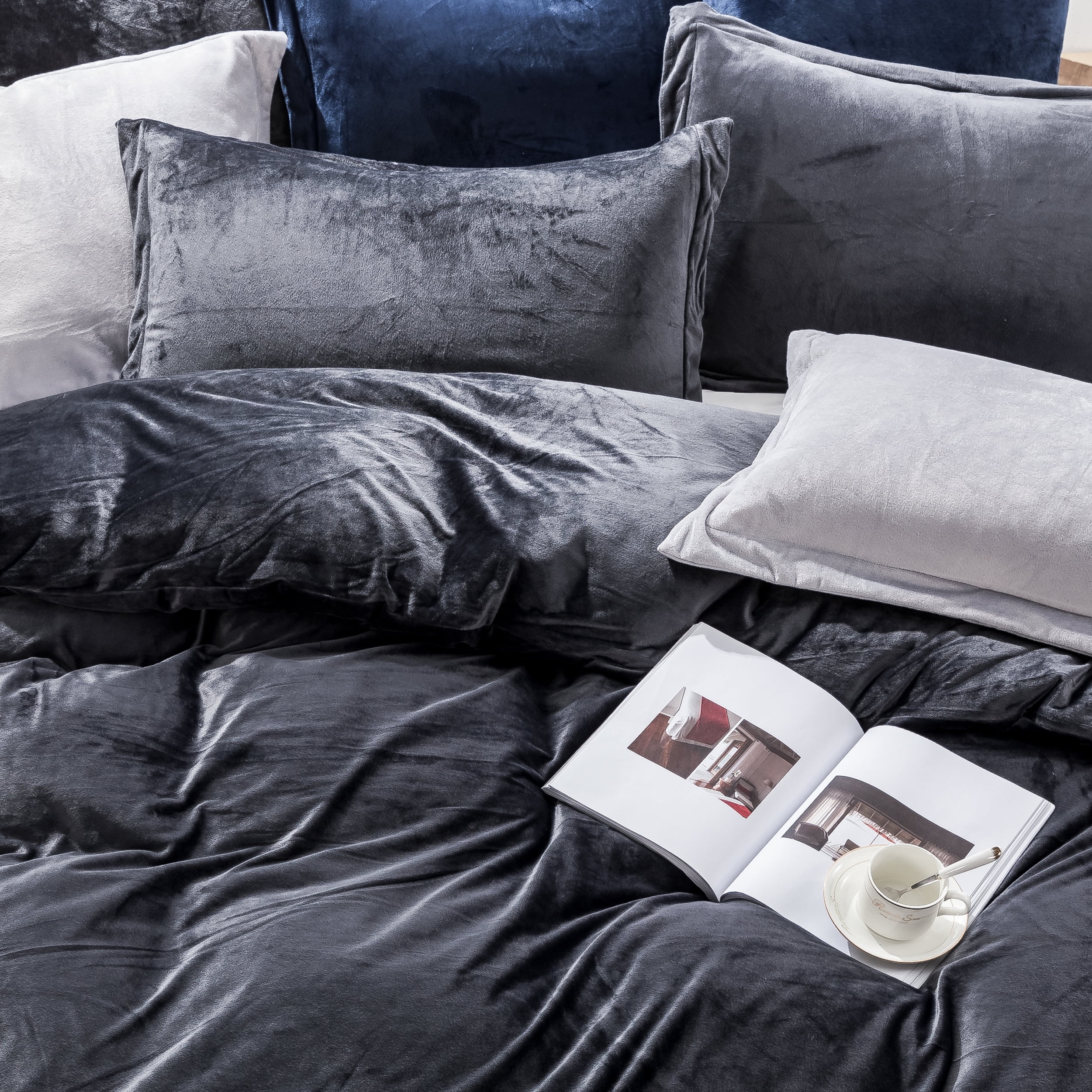 NTBAY 3 Piece Velvet Queen Duvet Cover Set with Zipper Closure and Corner Tie, Ultra Soft and Luxury Comforter Cover Set, 90"x90", Charcoal Gray