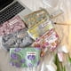 thumbnail image 2 of Bolsa de cosméticos con estampado de flores en relieve francés, bolso de mano portátil Simple, bolso de maquillaje de ocio, bolso de mano de gran capacidad, Neceser de viaje 2022 LIUWENJING unisex, 2 of 2