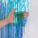 thumbnail image 4 of Paquete de 2 cortinas con flecos de papel de aluminio de oropel de 1x2 M, telón de fondo para decoración de accesorios de fotomatón de fiesta, 4 of 5
