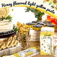 thumbnail image 4 of Bálsamo labial Sacubee Sweet as Can Bee Baby Shower, paquete de 30, 4 of 6