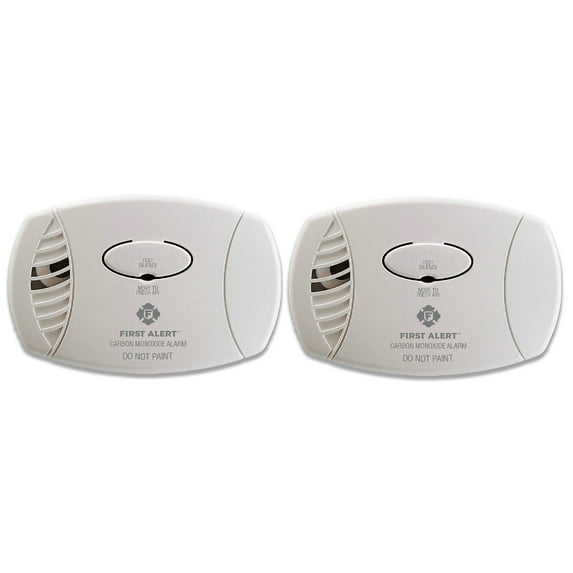 First Alert CO600 Plug-In Carbon Monoxide Detector (2 Pack)