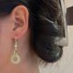 thumbnail image 5 of Estilo Medieval de la Paz Hebilla de imitación de calcedonia Pendientes para las mujeres Pendientes de estilo largo y versátil Pendientes de luz, 5 of 7