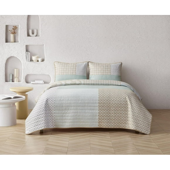 Megan 3 Piece Reversible Quilt Set