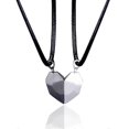 thumbnail image 1 of Collar con Colgante de Corazón Yashi 2x Distancia Magnética Fuerte y Facetado, 1 of 5