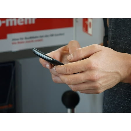 Tap Mobile Phone LAMINATED POSTER Hands Mobile Phone H Smartphone Tap Touch Screen Poster Print 24 x 36 ()