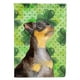 thumbnail image 1 of "Treasures BB9898GF Pinscher miniatura #2 St Patrick's Bandera decorativa para exteriores, tamaño jardín, multicolor" Caroline's Treasures BB9898GF, 1 of 1