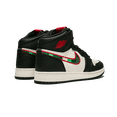thumbnail image 3 of Jordan GRADE SCHOOL Air Jordan 1 Retro High OG GS "Sports Illustrated / A Star Is Born" 575441 015 from Stadium Goods, 3 of 6
