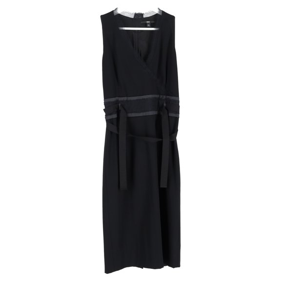 Pre-Owned Boss Hugo Boss V-neck Dress in Black Polyester