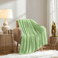 thumbnail image 1 of Cobija, Tamaño Individual, Cobija Suave y Cálida Color Crema para Dormir, Mantas Ligeras Reversibles para Cama y Cobijas Acogedoras para Recámara, Oficina, Viajes, Campamento y Decoración Del Hogar,, 1 of 7