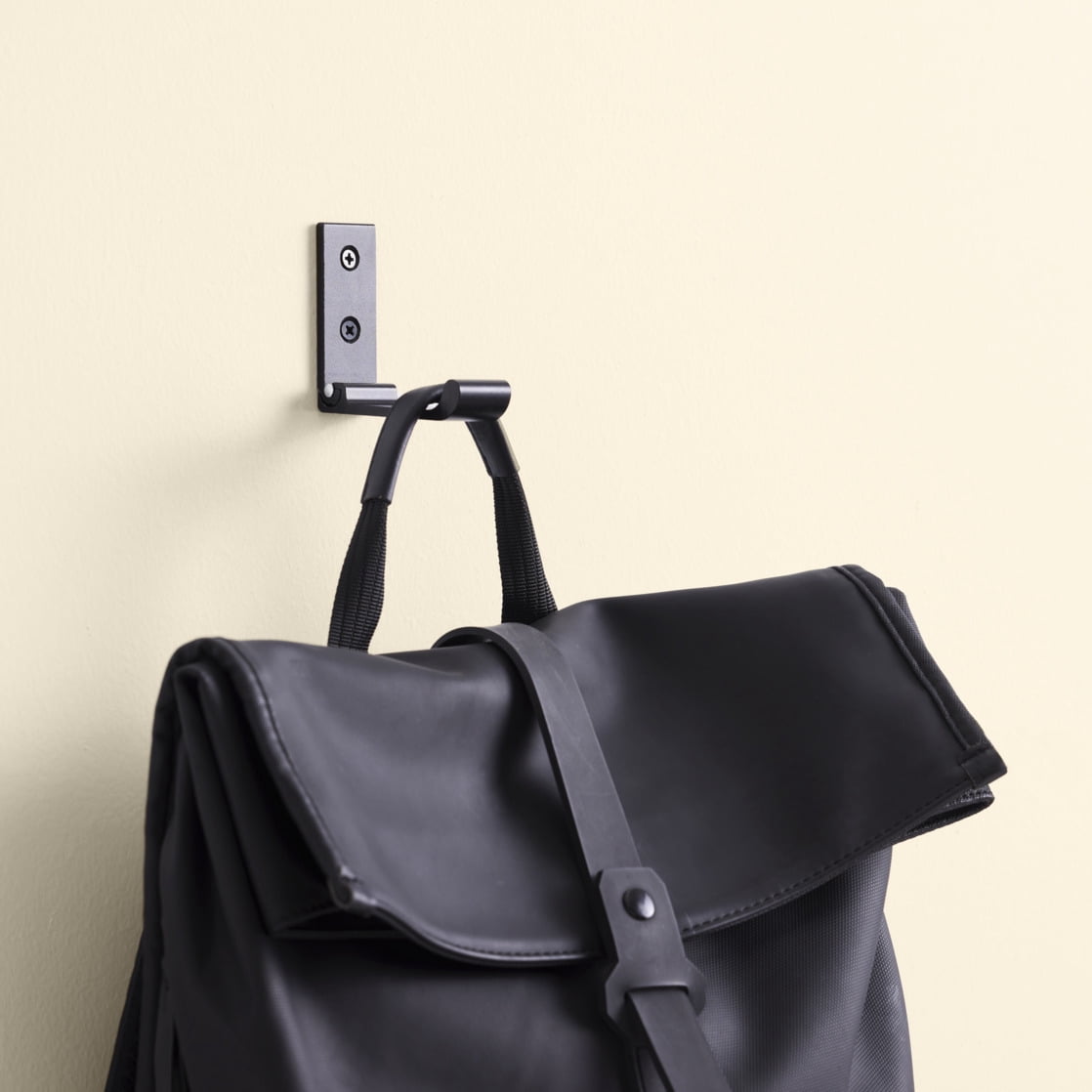 Mainstays Wall Mounted Flip-Down Coat Hooks, Clutter-Free Hanging, Black – 2 Pack