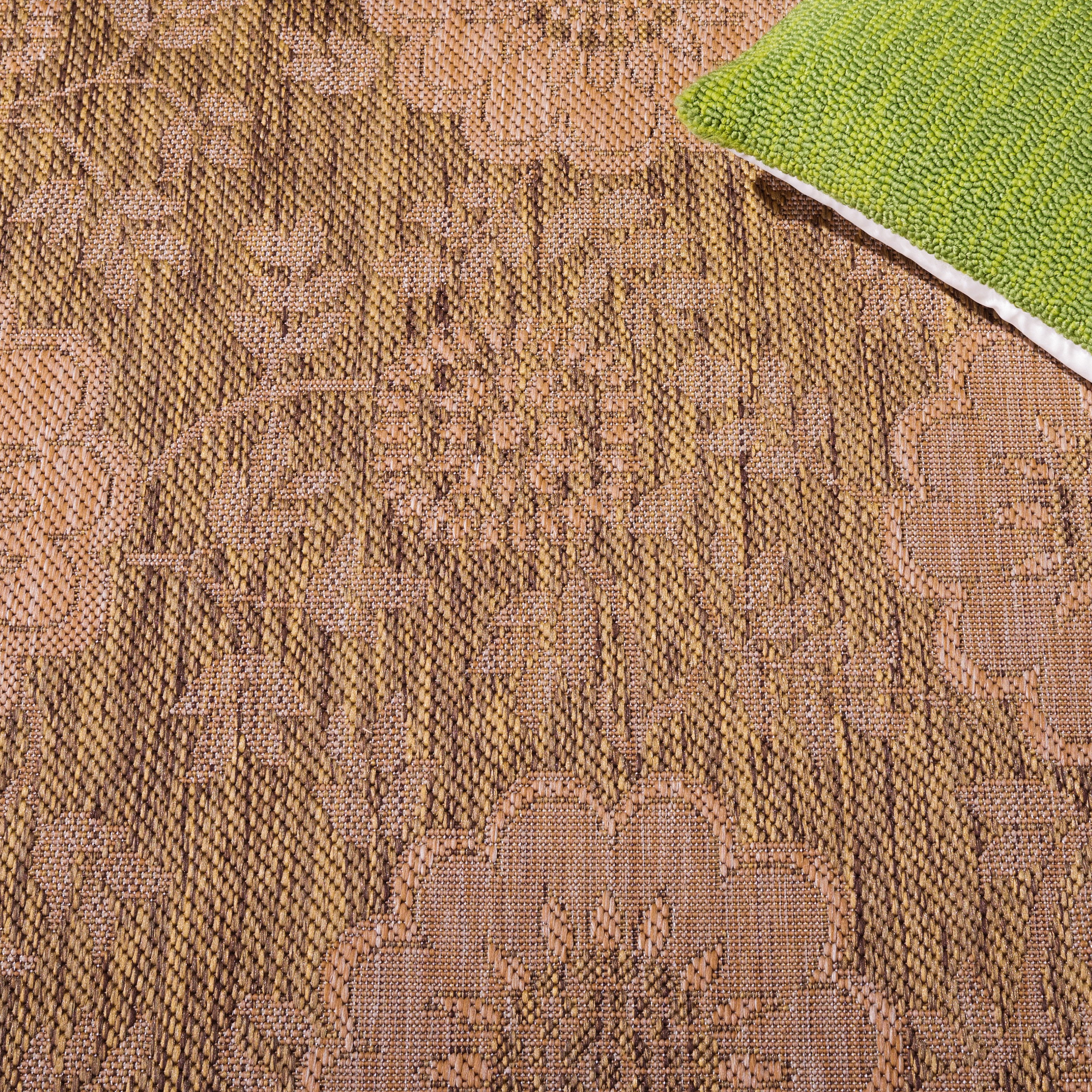 Safavieh Courtyard Alan Floral Indoor/Outdoor Area Rug, Gold/Natural, 6'7" x 6'7" Round