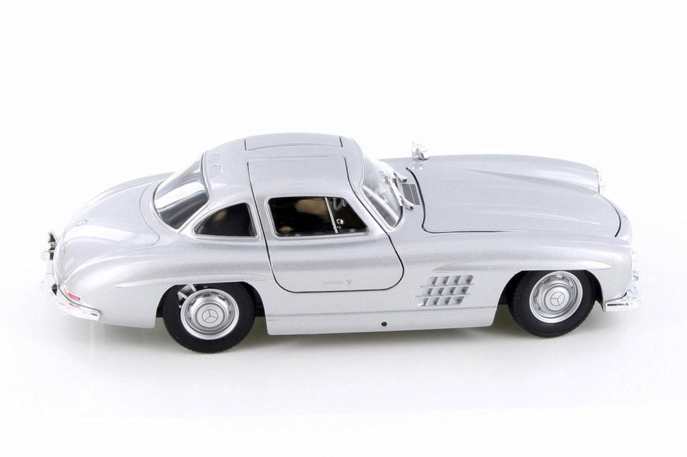 Mercedes-Benz 300SL, Classic Silver - Welly 24064/4D - 1/24 Scale Diecast Model Toy Car (Brand New but NO BOX)