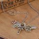 thumbnail image 4 of Collar de Engranajes Steampunk Sunnimix con Cadena Larga 56 cm 7x4.5cm, 4 of 8