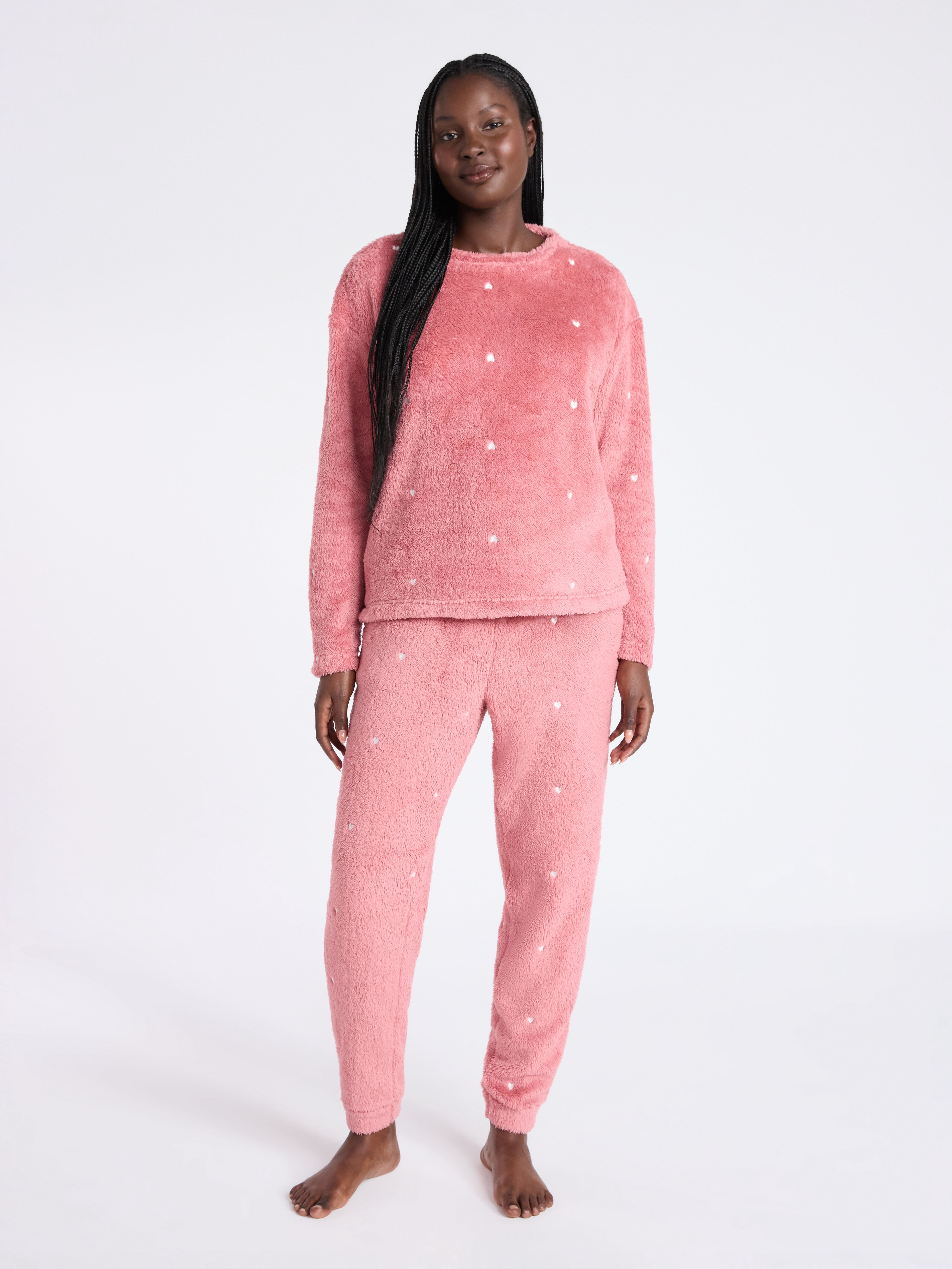 Joyspun Women's Plush Long Sleeve Top and Pants Pajama Set, 2-Piece, Size XS-3X