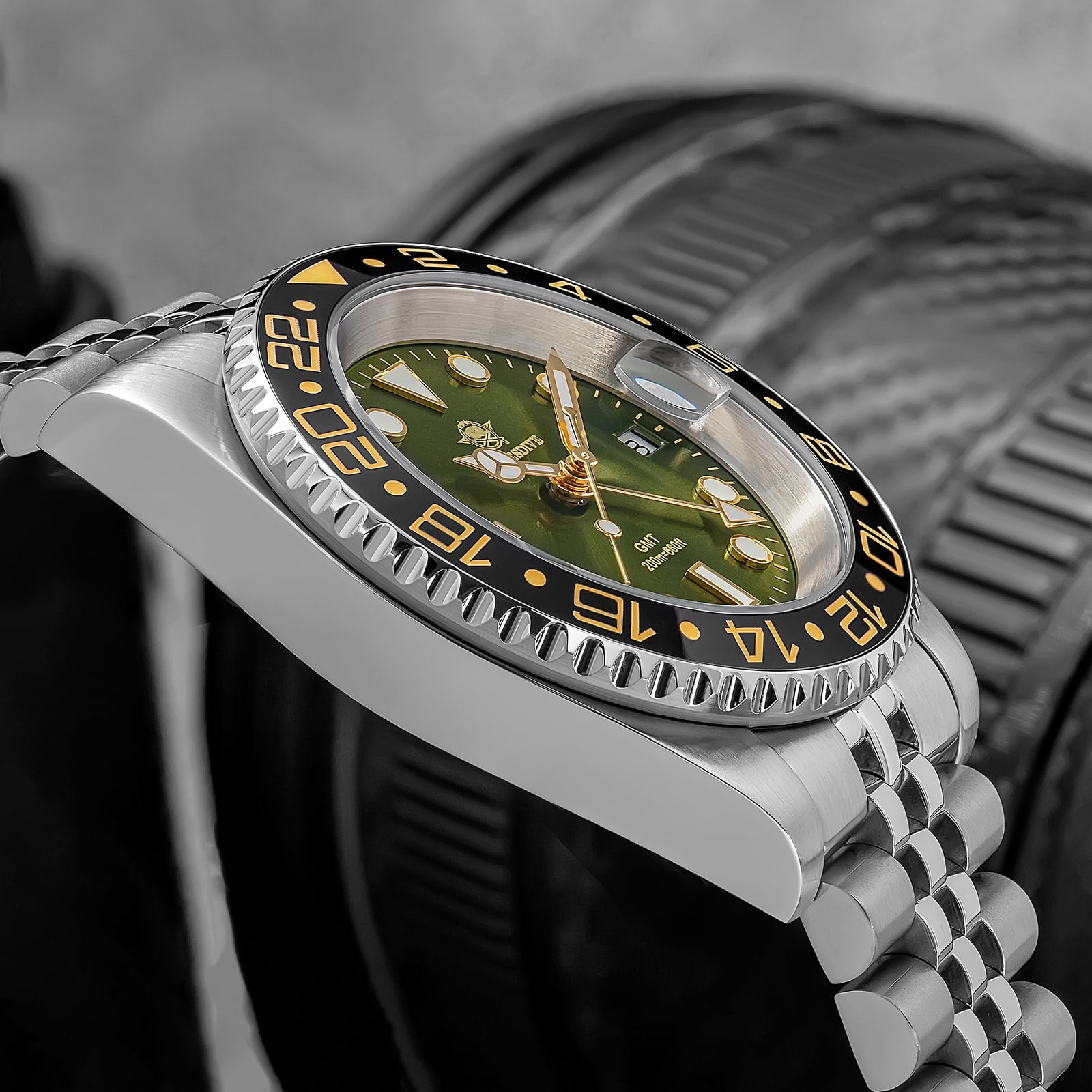 ADDIESDIVE GMT Watches for Men with Swiss Movement, 200M Waterproof Dive Watch, Luminous Ceramic Bezel Dual Time Zone for Travel & Busines