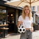 thumbnail image 5 of Bolsa de fútbol para fiesta de aficionados con detalles de pedrería, bolso cruzado para mujer, bolso de noche coleccionable temático de fútbol en negro, blanco, rosa o marrón., 5 of 5