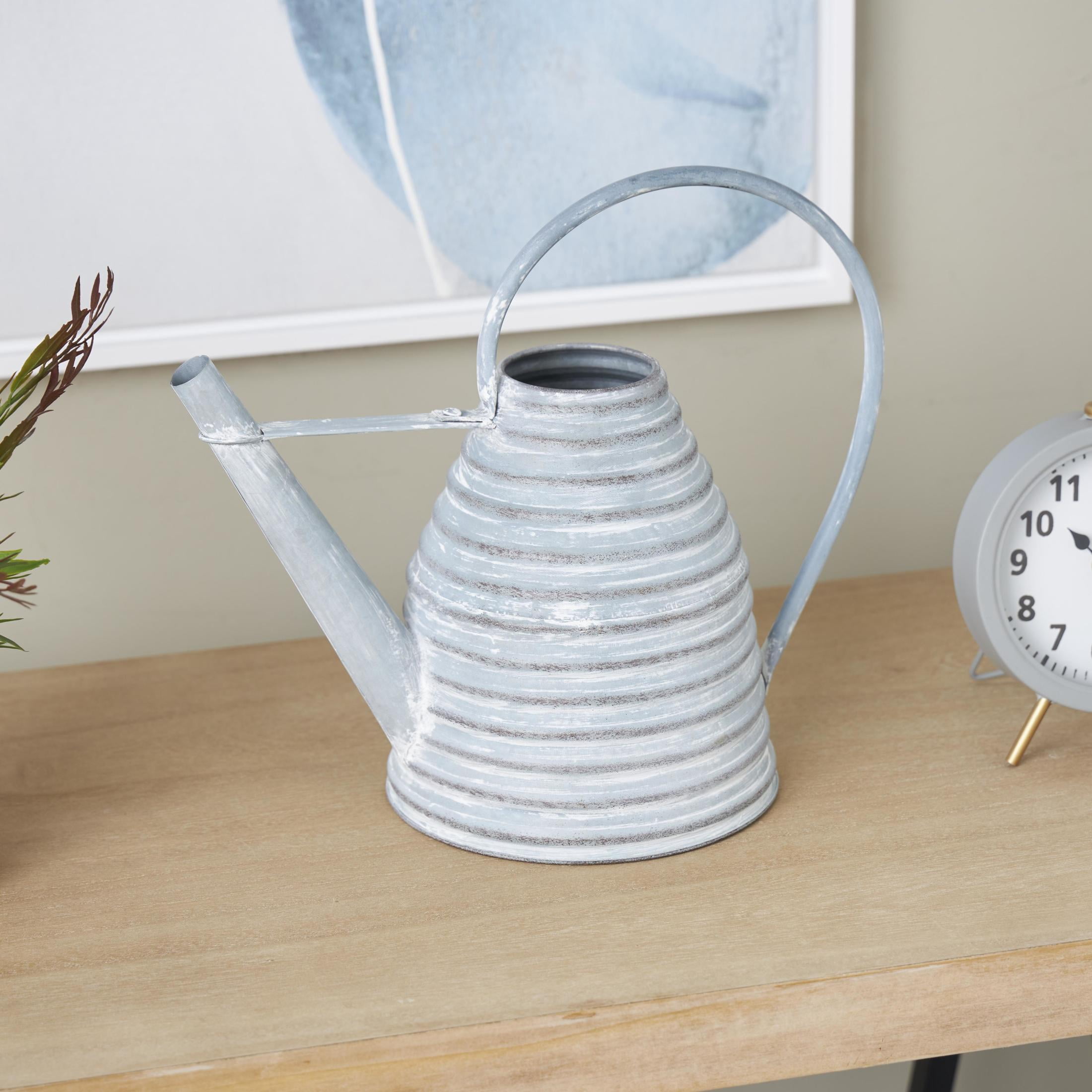 DecMode 14" x 12" Beehive Shaped Watering Can Gray Metal Watering Can Planter with Large Loop Handle