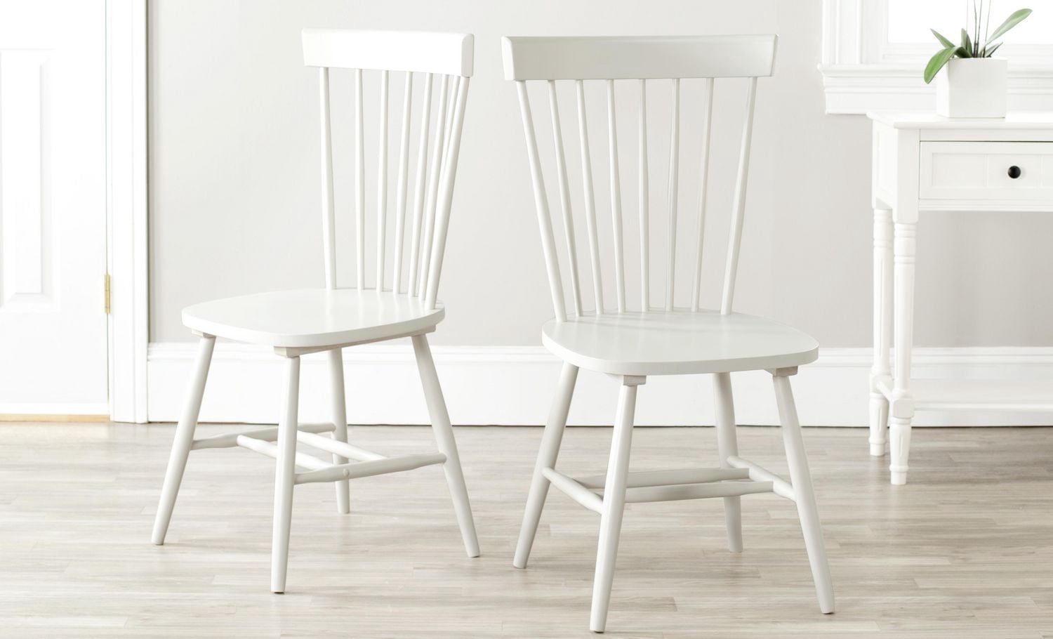 Safavieh Parker 17 in. H Spindle Dining Chair, Set of 2