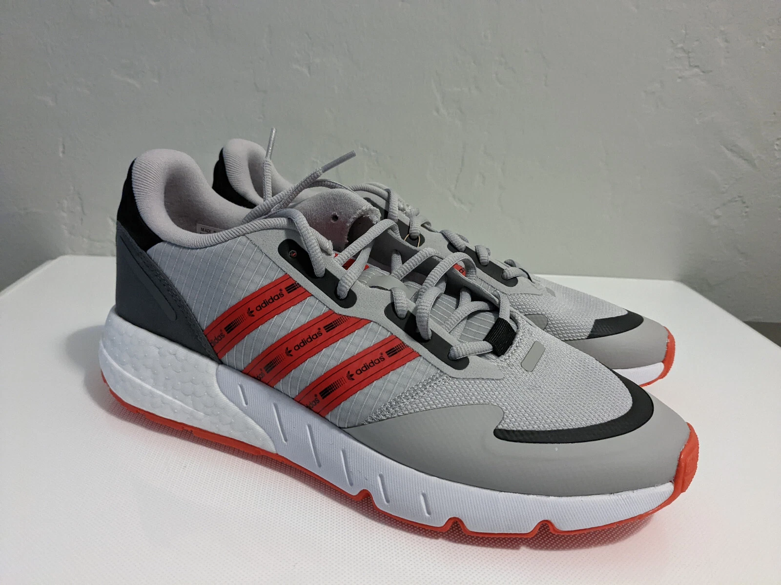 Ad-id-as ZX 1K Boost Grey White Solar Red GZ9079 Men's Running