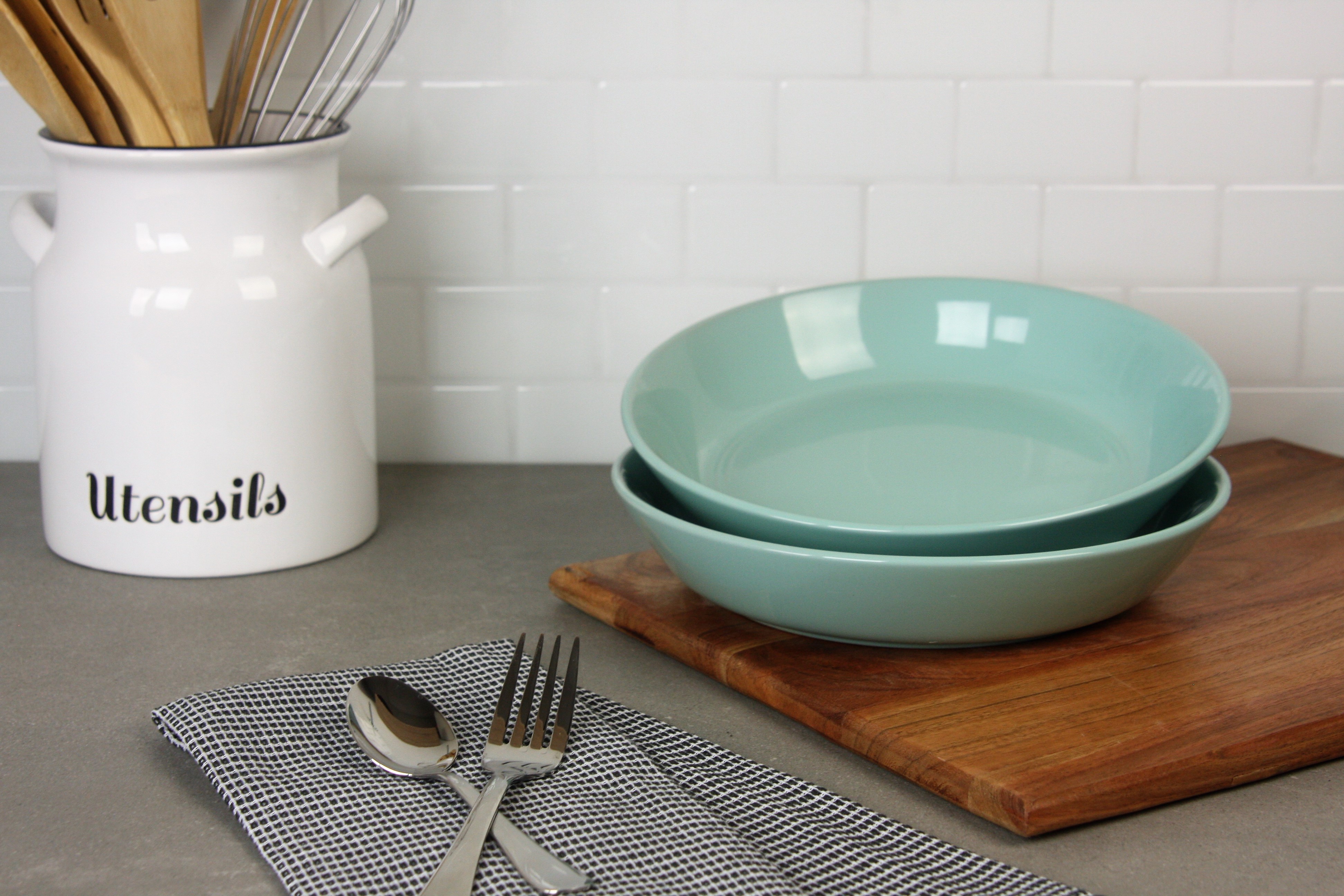 10 Strawberry Street Double Line 9.5"/36 oz Round Dinner Bowl, Set of 2, Seafoam