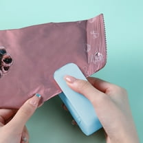 Mini Heat Bag Sealer with Magnet, Portable Bag Sealer Machine to Reseal Plastic Bags, Compact Chips Bag Sealer for Keeping Snacks Fresh, Handheld Sealing Tool for Home Travel