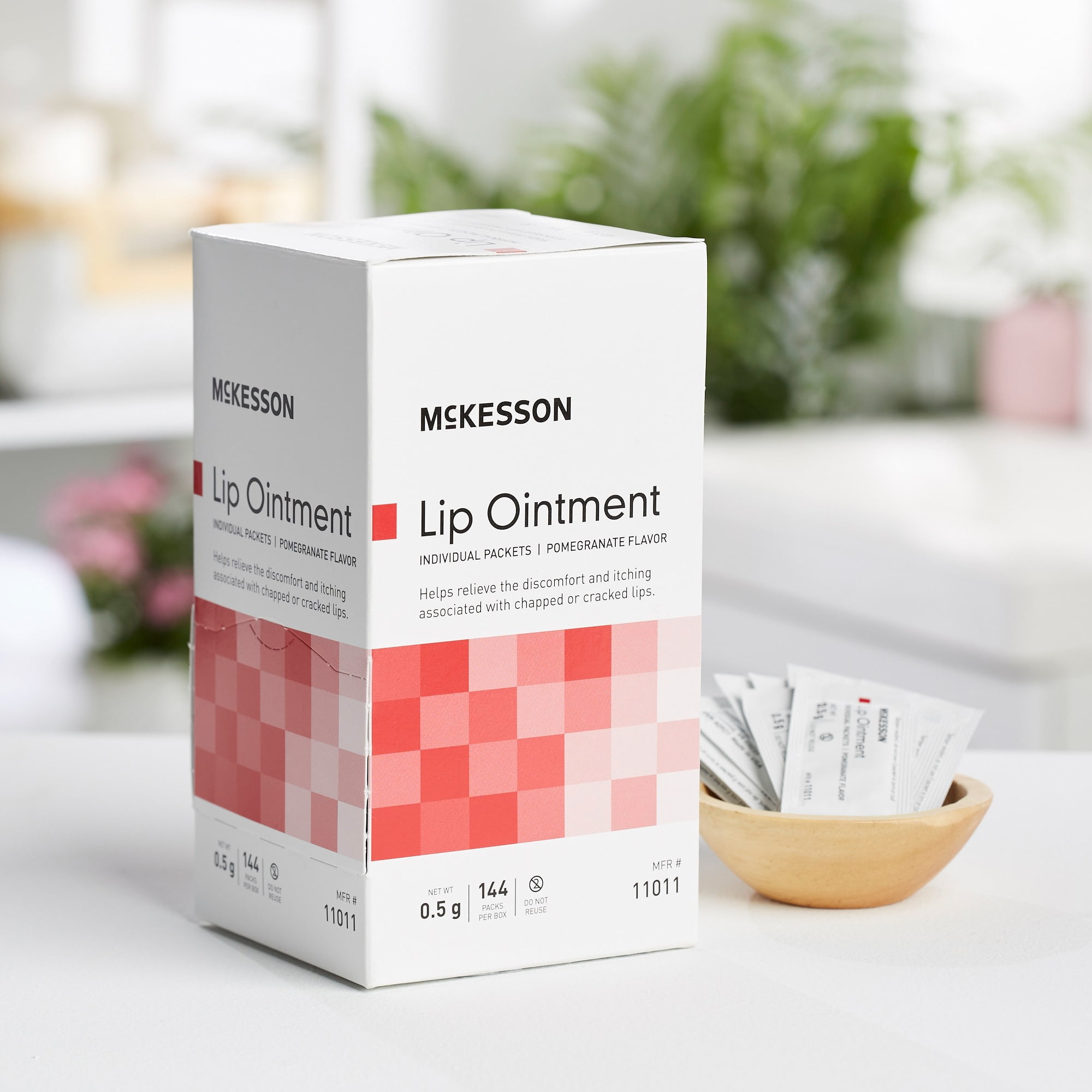 McKesson Pomegranate Lip Balm Packets with Beeswax, Vitamin E, Coconut Oil, and Pomegranate, 0.5 Gram, 144 Count, 1 Pack