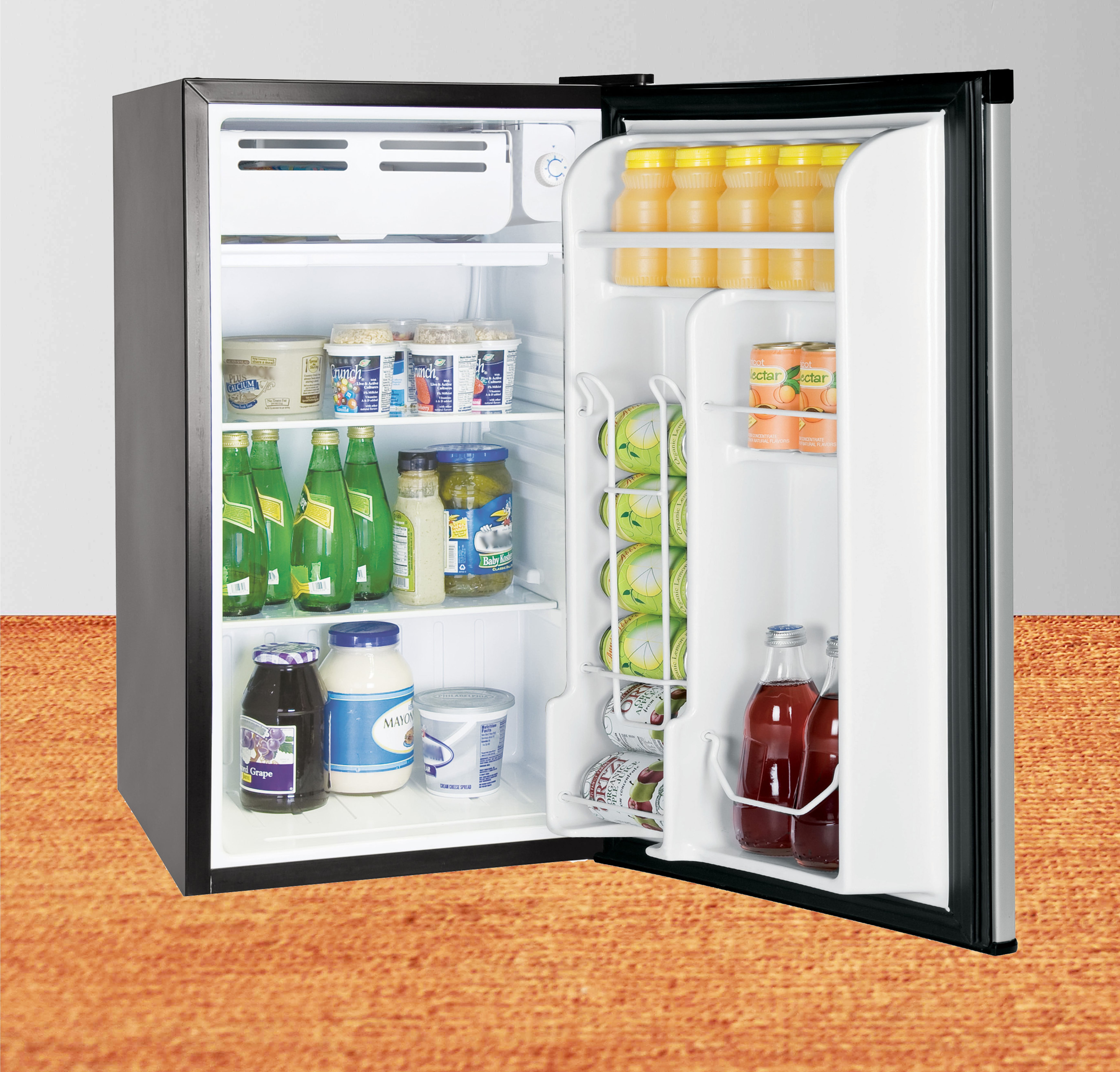 RFR321-FR320/8 3.1 Cu Ft Fridge, Black