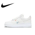 thumbnail image 3 of Zapatillas Nike originales Air Force 1 07 de caña baja, cómodas y casuales para exteriores, color negro, blanco y rojo, 3 of 5
