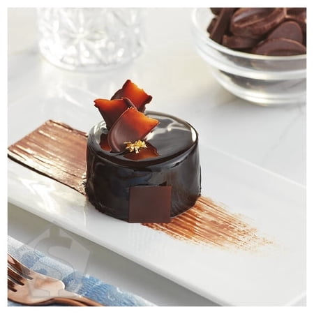 Valrhona Guanaja 70% Dark Chocolate Feve 6.6 lb.