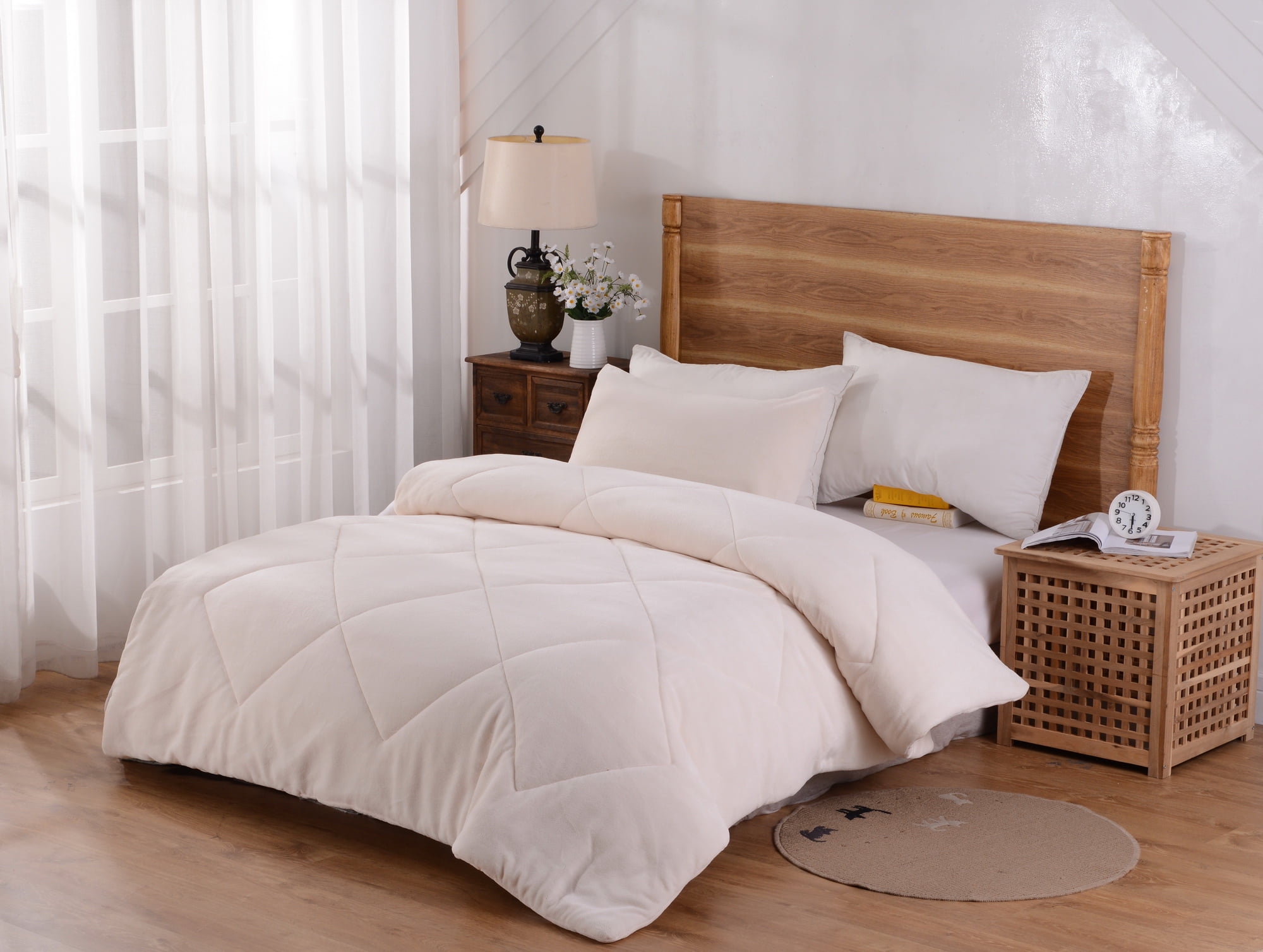 Mainstays Solid Plush Microfiber Cream 3Piece Comforter Set, King