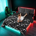 thumbnail image 4 of Manfei 3D Triangle King Bedding, Geometric Black White King Bed in a Bag, Black Reversible 7 Pieces, 4 of 6