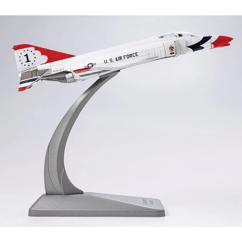 McDonnell Douglas F-4 Phantom Aircraft "No. 1, Thunderbirds" US Air Force "Collector Series" 1/144 Diecast Model by Air Force 1