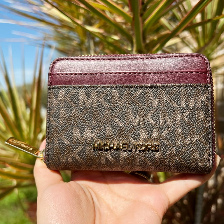 Mk jet set wallet discount
